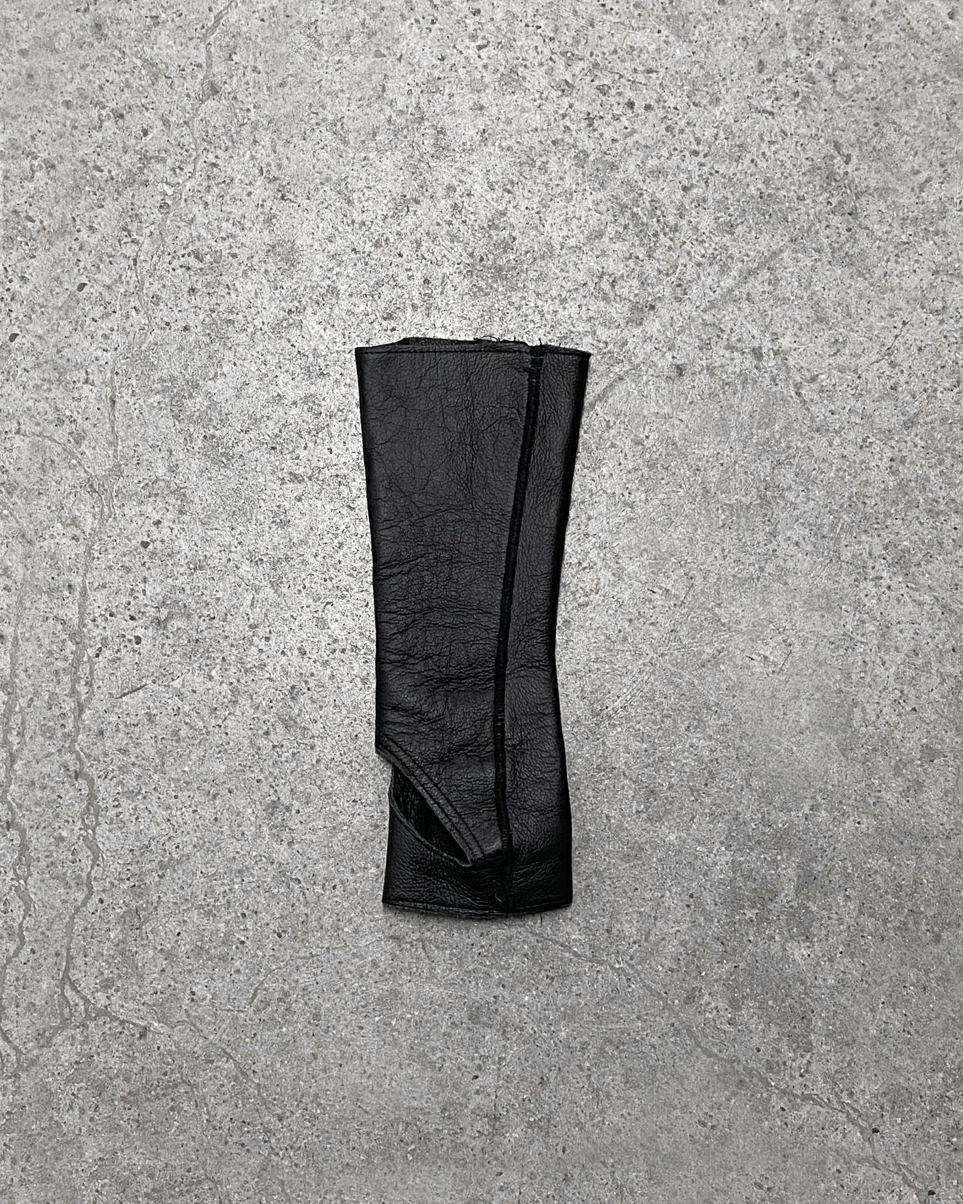 ARM 02