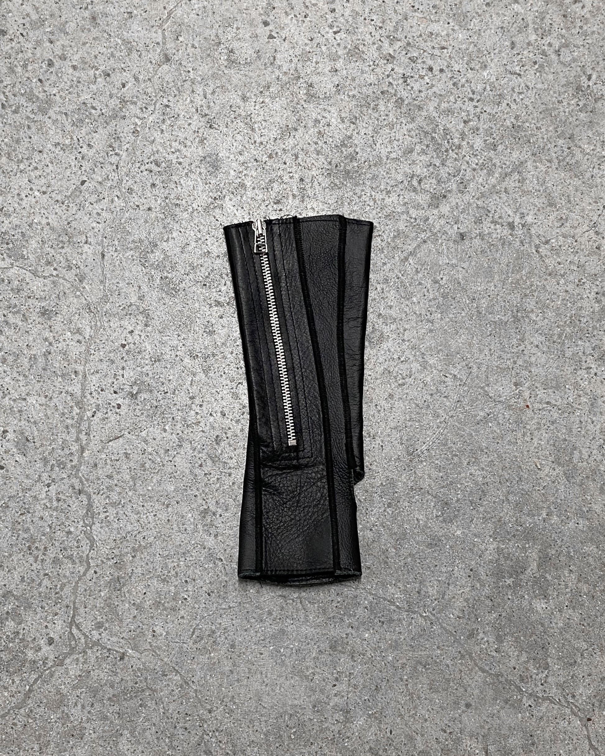 ARM 02